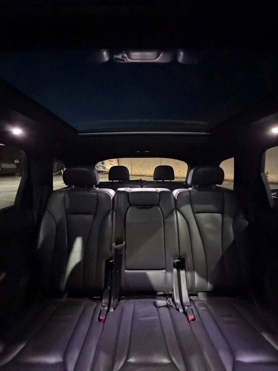 Used 2017 Audi Q7 3.0T Premium image 11