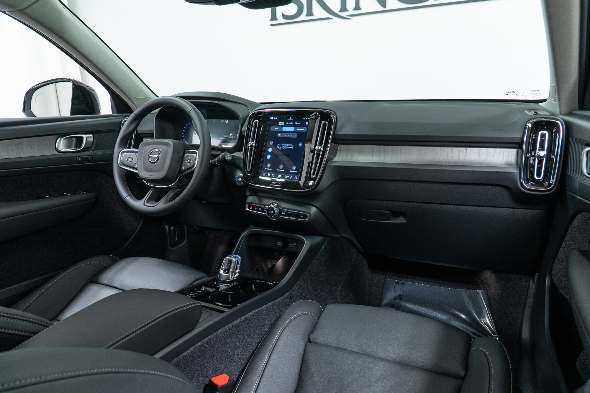 New 2026 Volvo XC40 B5 Plus w/ Protection Package Premier image 14