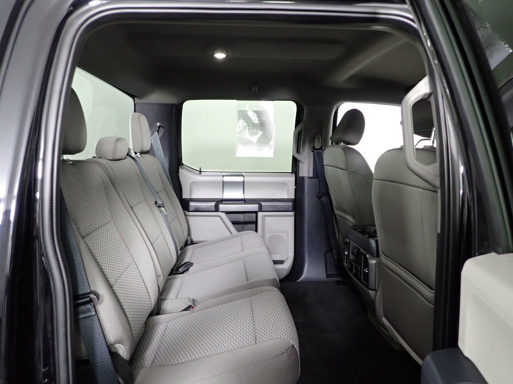 Used 2022 Ford F250 XLT w/ Black Appearance Package AWD/4WD image 36