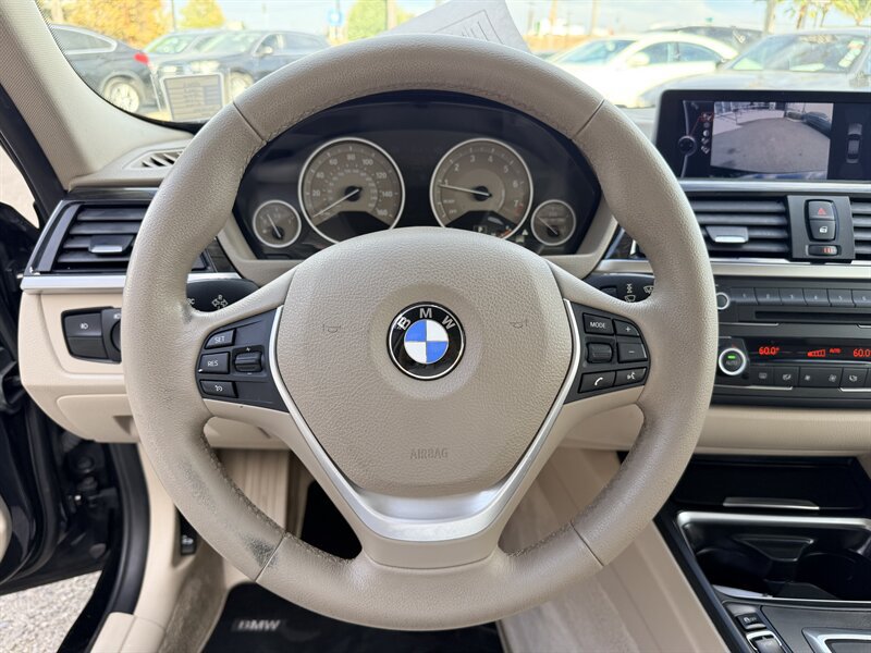 Used 2012 BMW 328i Sedan RWD image 11