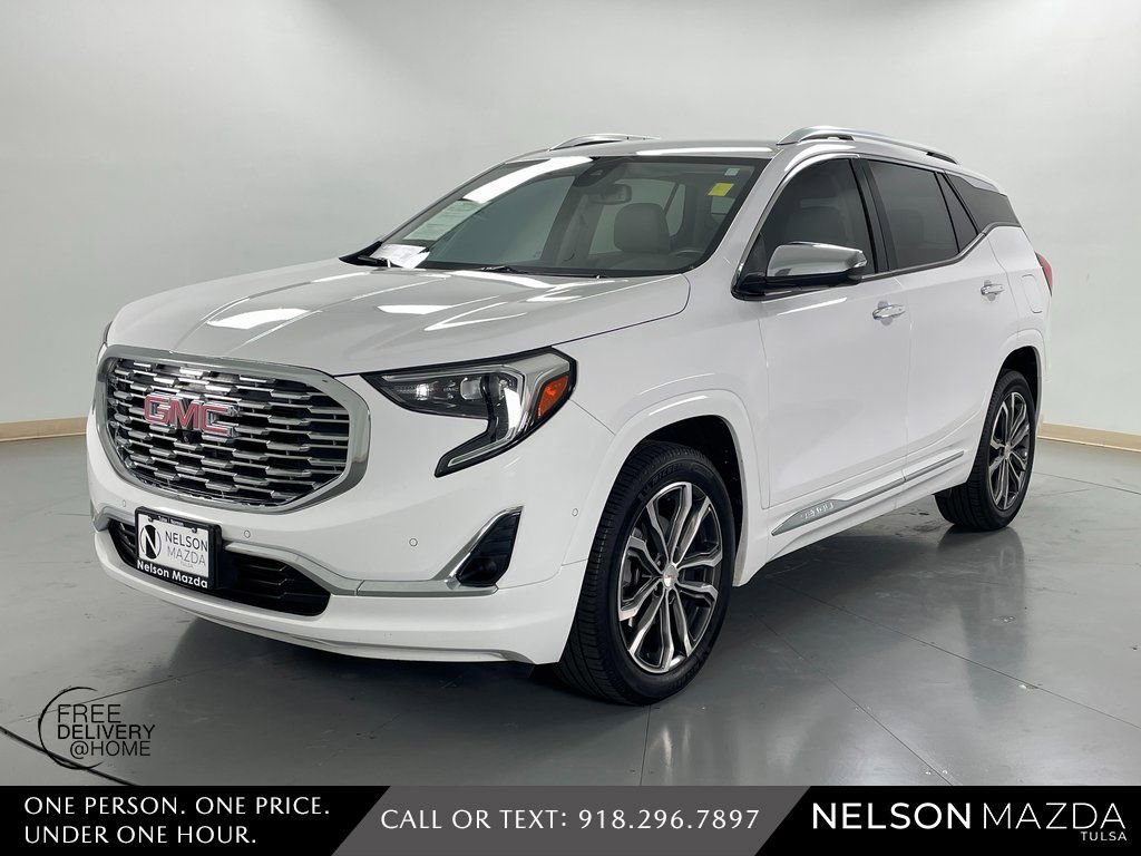 Used 2020 GMC Terrain Denali w/ Denali Premium Package image 1