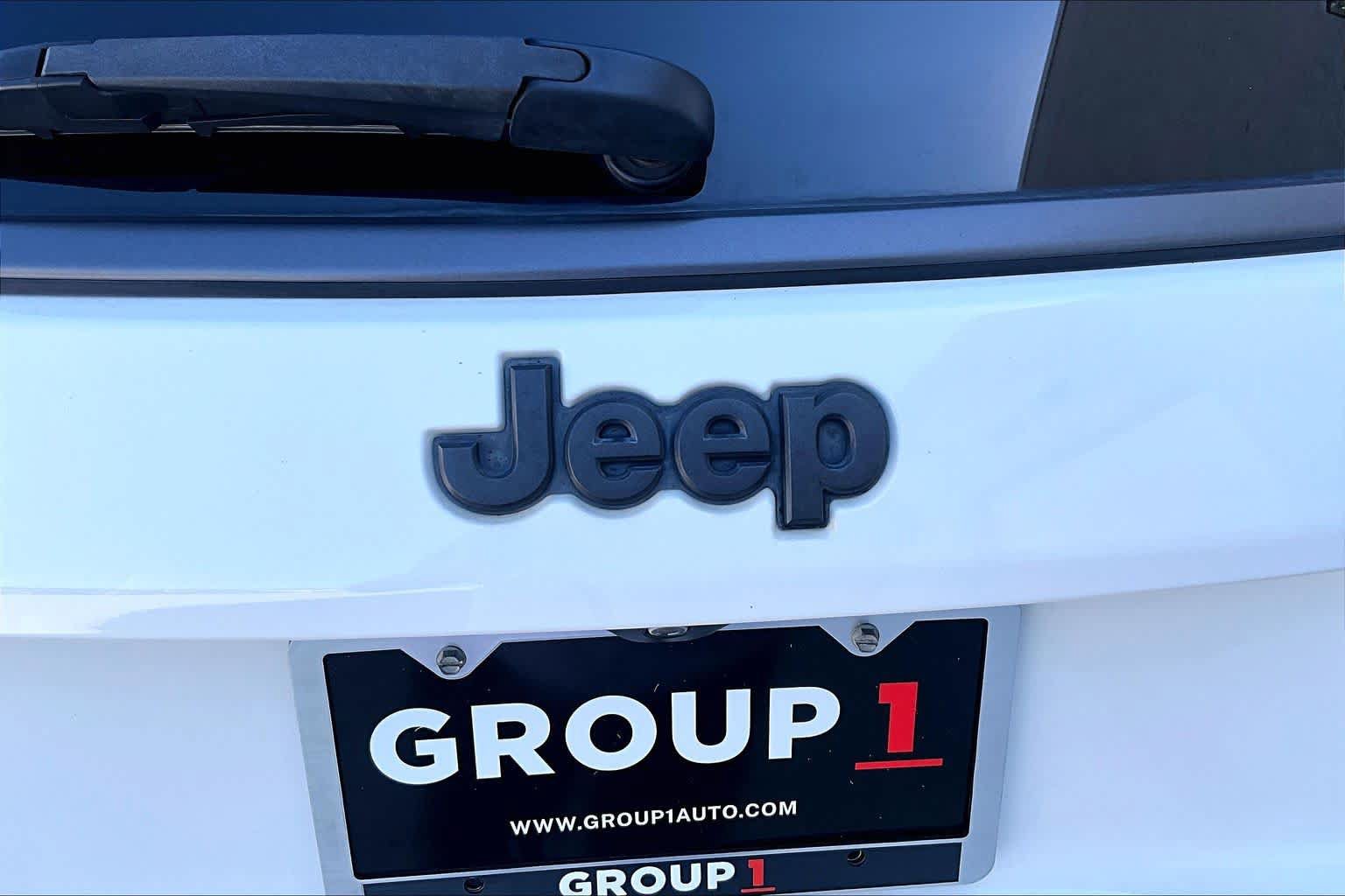 Used 2019 Jeep Compass Trailhawk w/ Leather Interior Group AWD/4WD image 10