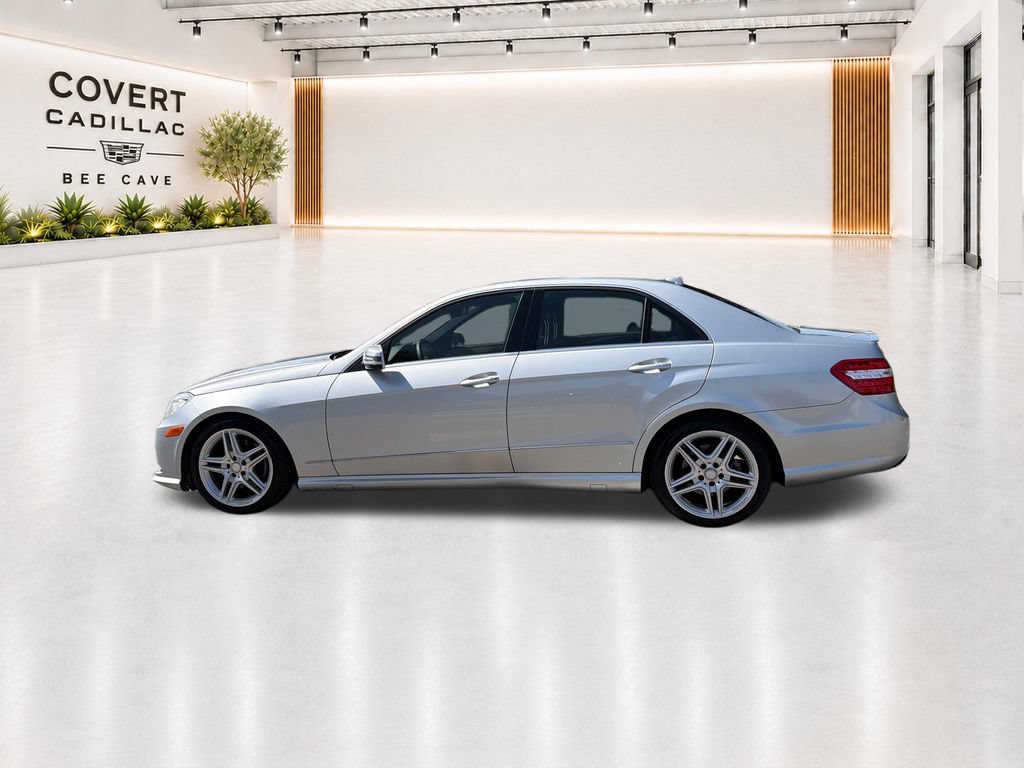 Used 2013 Mercedes-Benz E 350 4MATIC Sedan image 6