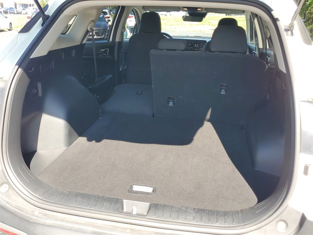 Used 2023 Kia Sportage LX image 24