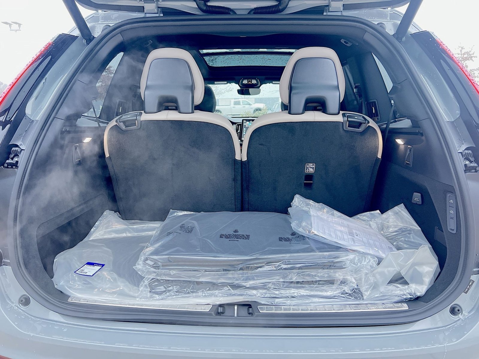 New 2026 Volvo XC90 B6 Ultra image 26