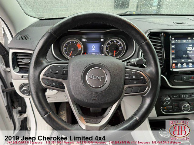 Used 2019 Jeep Cherokee Limited AWD/4WD image 18