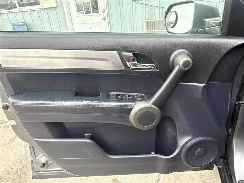 Used 2010 Honda CR-V EX-L image 17