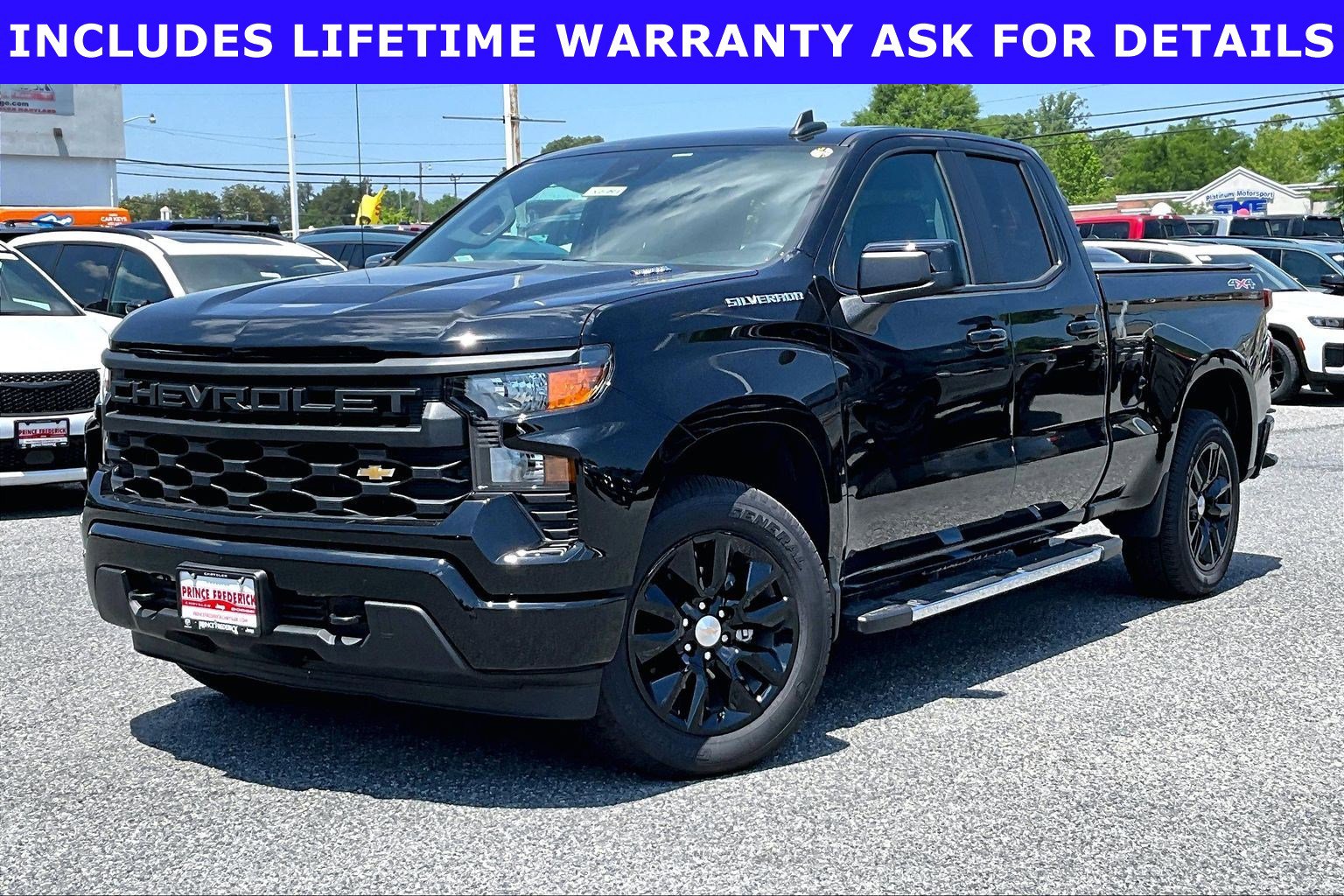 Used 2025 Chevrolet Silverado 1500 Custom AWD/4WD image 3