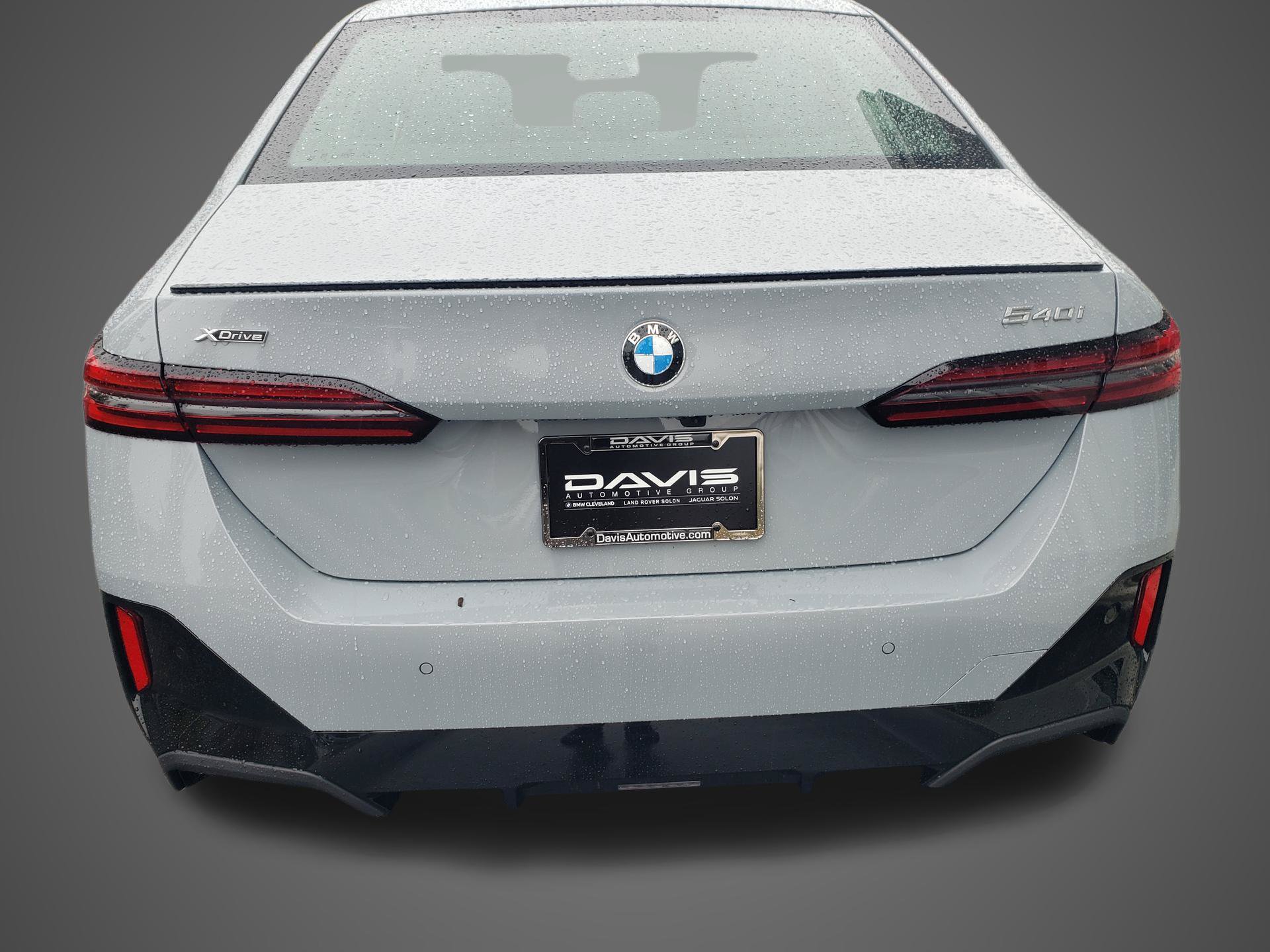 New 2027 BMW 540i xDrive w/ M Sport Package AWD/4WD image 7