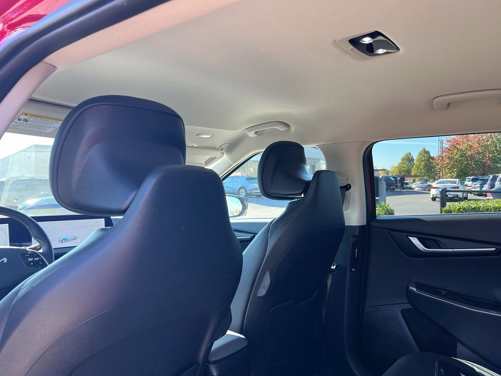 Used 2024 Kia EV6 Light AWD/4WD image 9