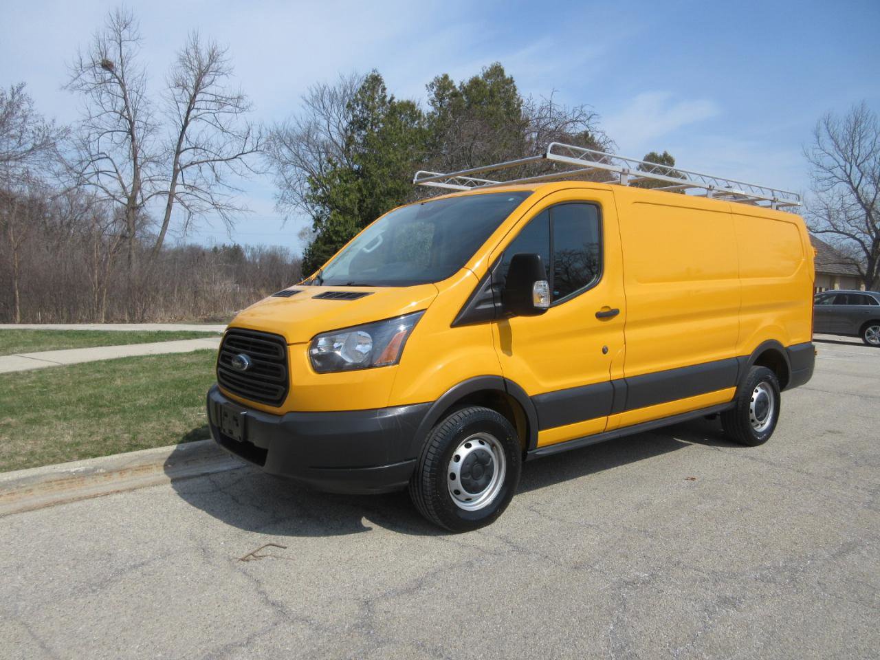 Used 2017 Ford Transit 250 130 Low Roof RWD image 23