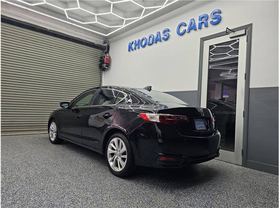 Used 2018 Acura ILX FWD image 3