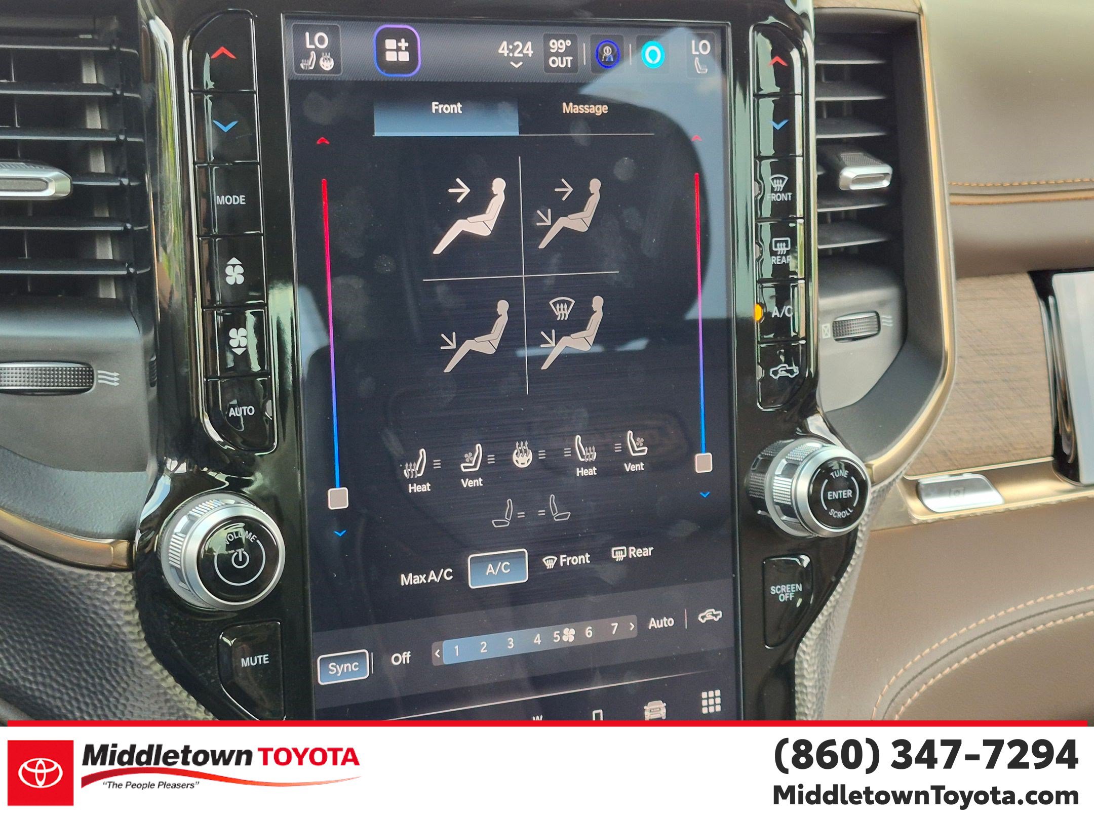 Used 2025 RAM 1500 Limited w/ Off Road Group AWD/4WD image 26
