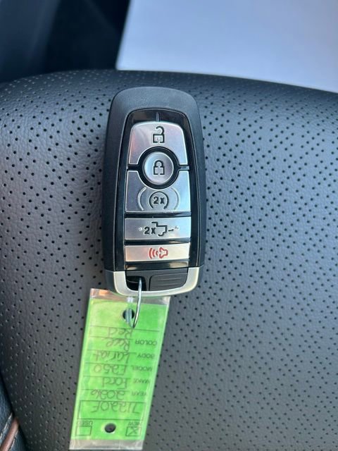 New 2026 Ford F250 Lariat w/ Black Appearance Package image 25