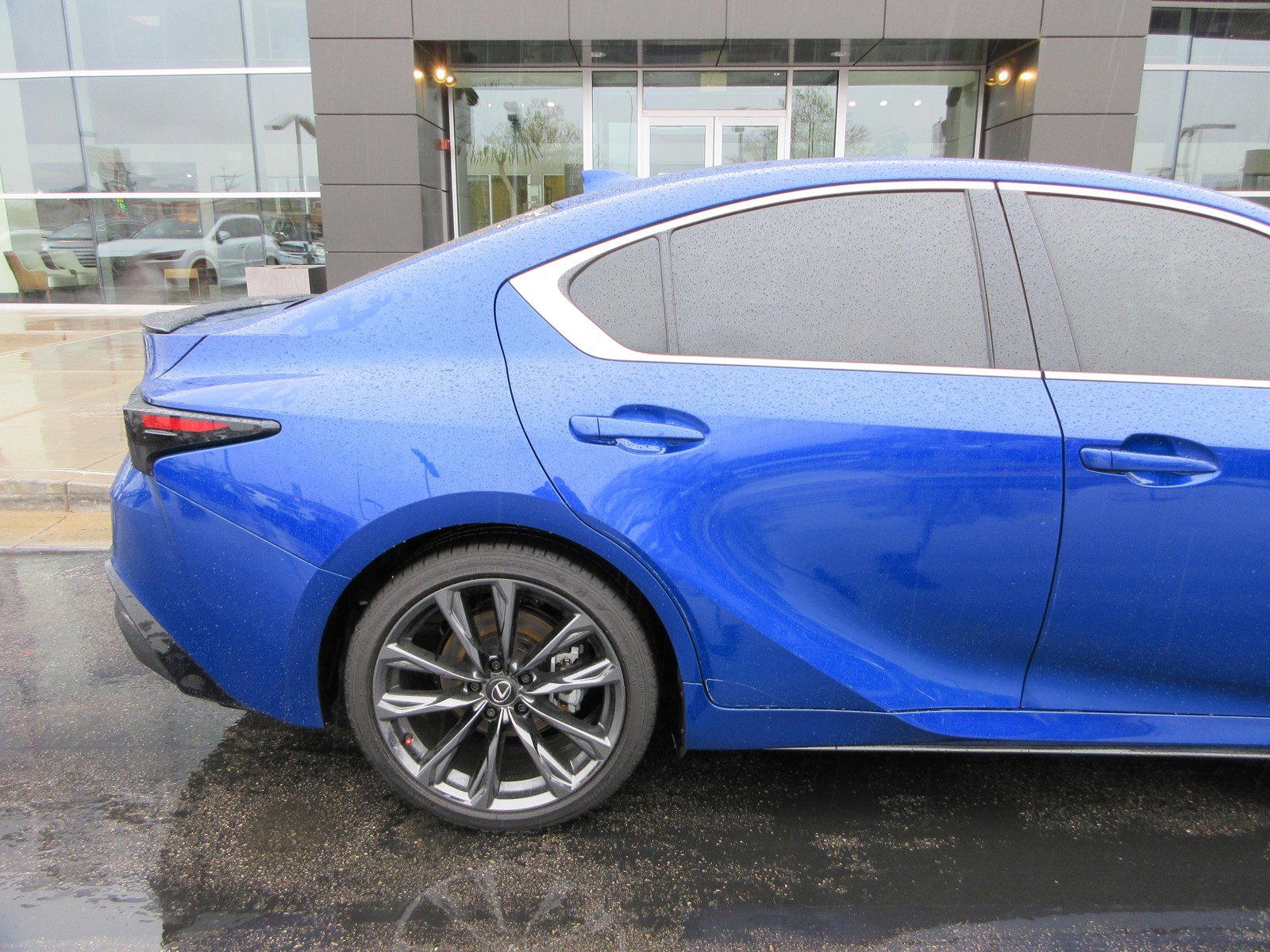 Used 2024 Lexus IS 350 F Sport w/ Memory Package image 11