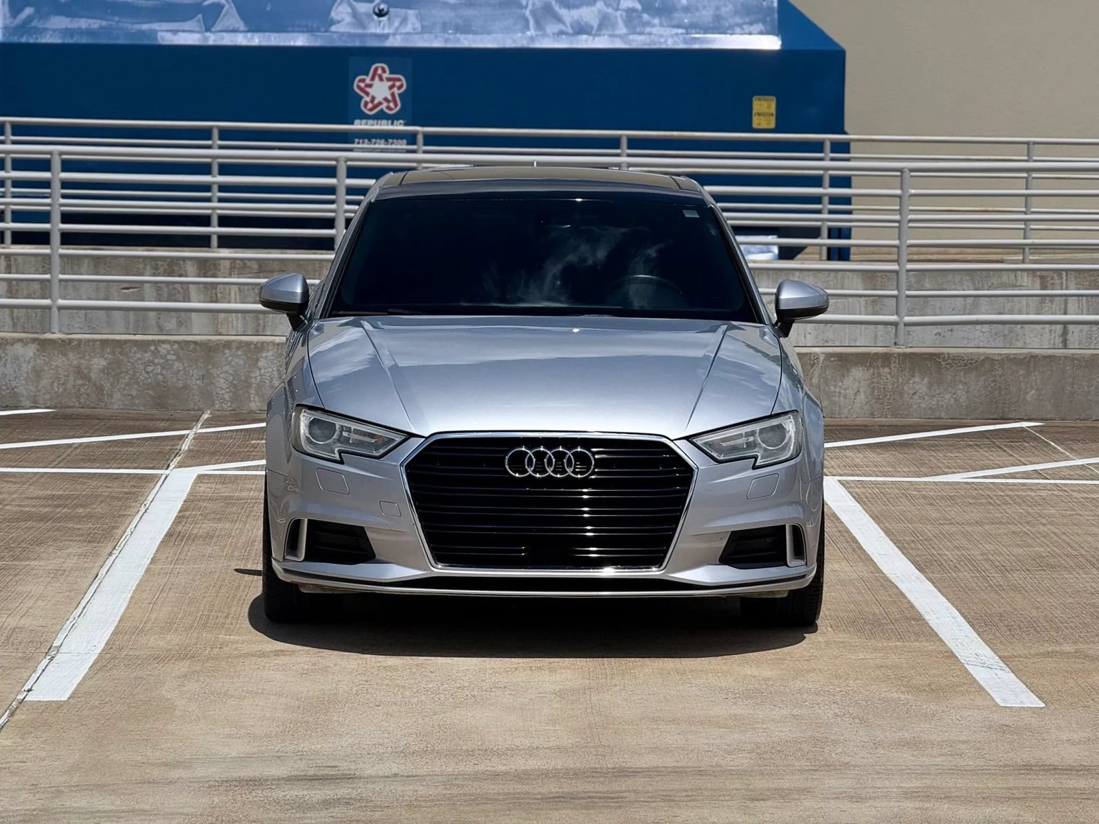 Used 2018 Audi A3 2.0T Premium w/ Convenience Package FWD image 2