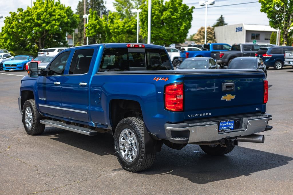 Used 2019 Chevrolet Silverado 2500 LTZ w/ Duramax Plus Package AWD/4WD image 12