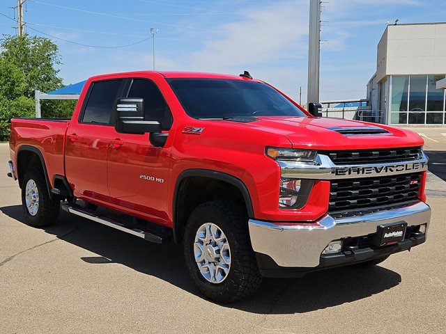 Used 2022 Chevrolet Silverado 2500 LT w/ Convenience Package image 3