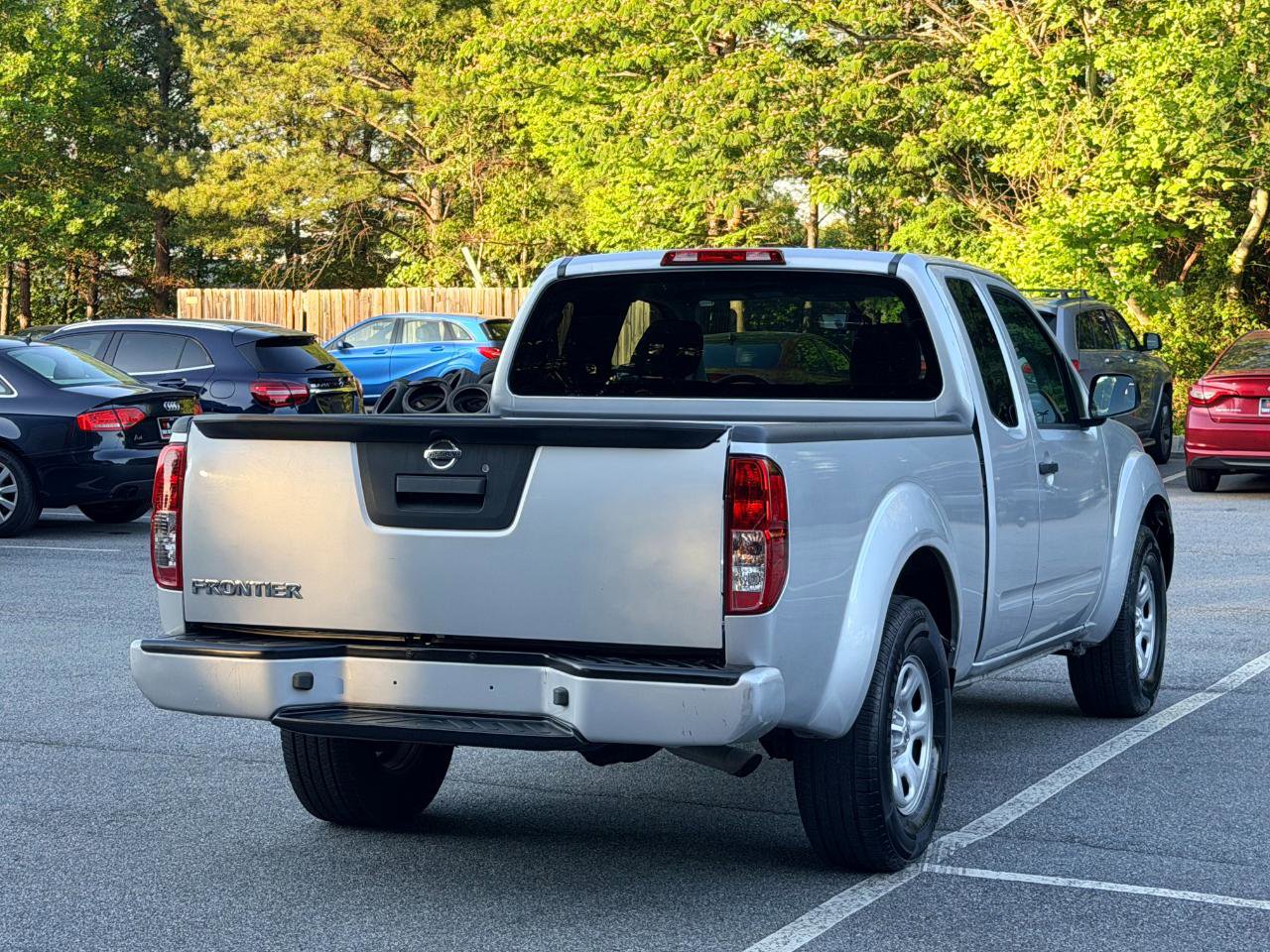 Used 2021 Nissan Frontier S RWD image 4
