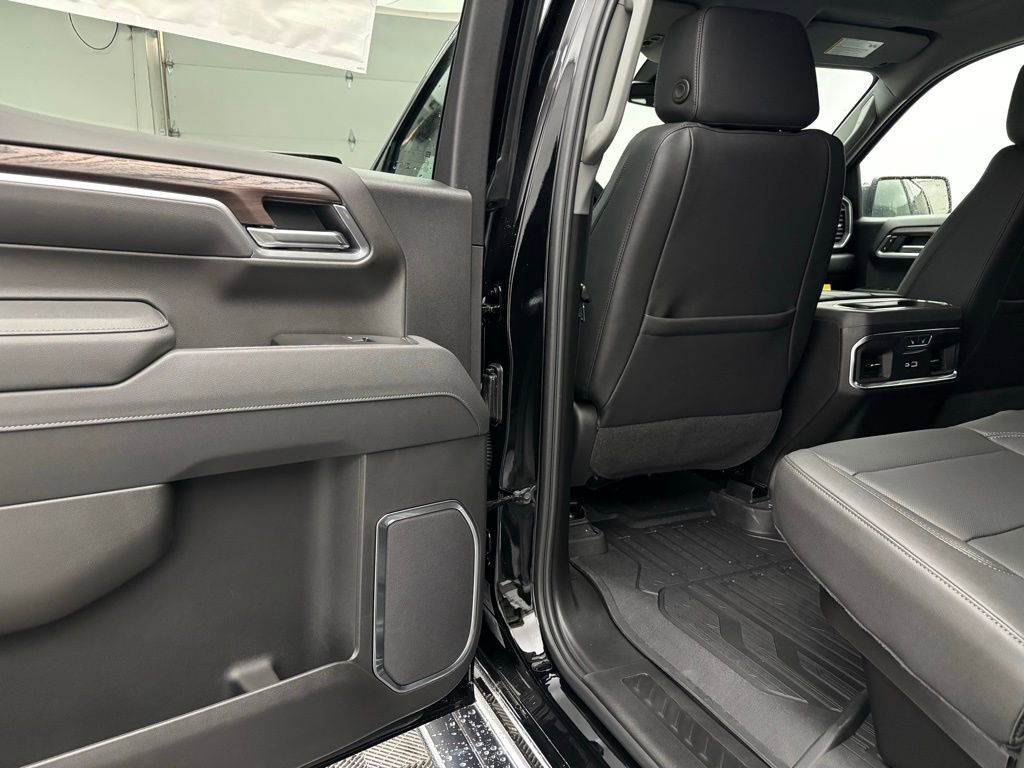 New 2026 GMC Sierra 1500 SLT w/ SLT Premium Plus Package image 39
