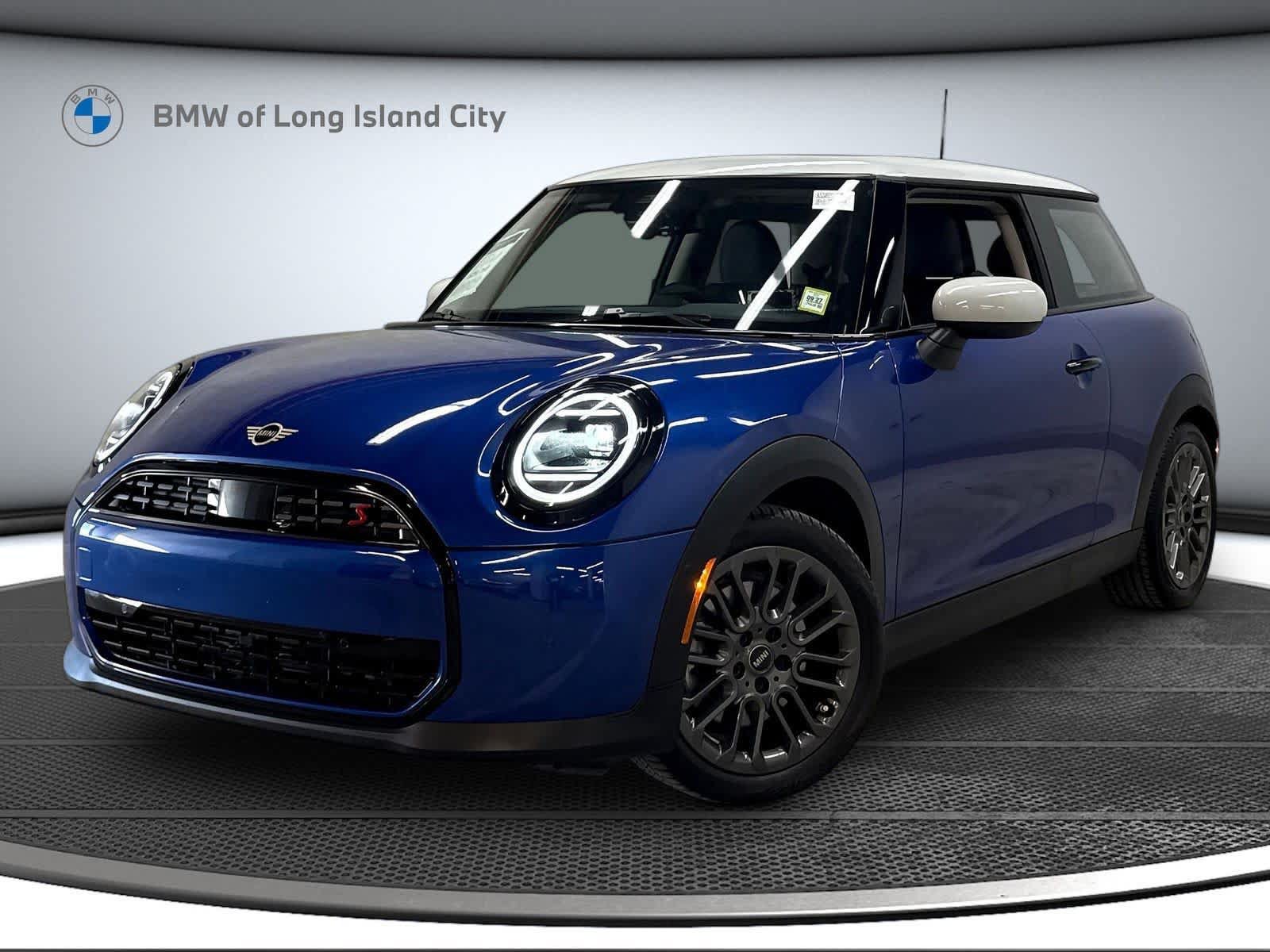 Used 2025 MINI Cooper S FWD image 1