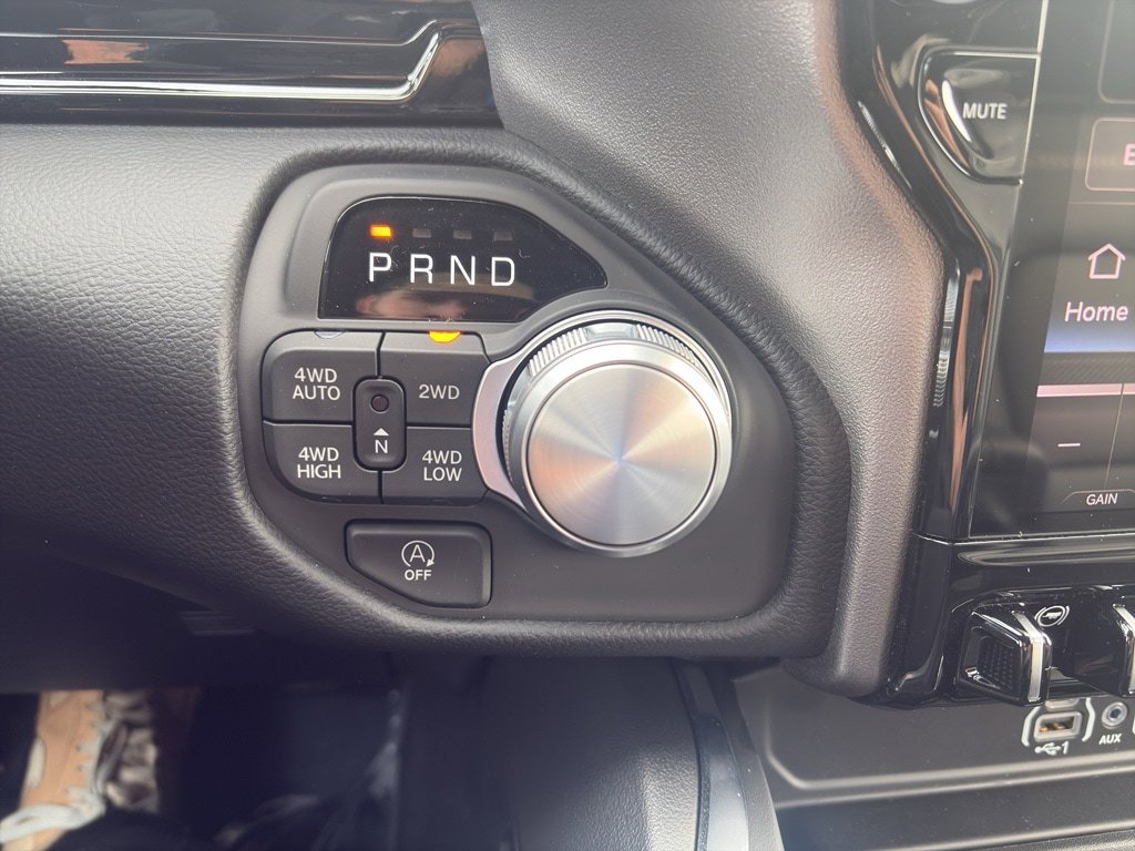 New 2026 RAM 1500 Laramie w/ Advanced Safety Group II AWD/4WD image 14