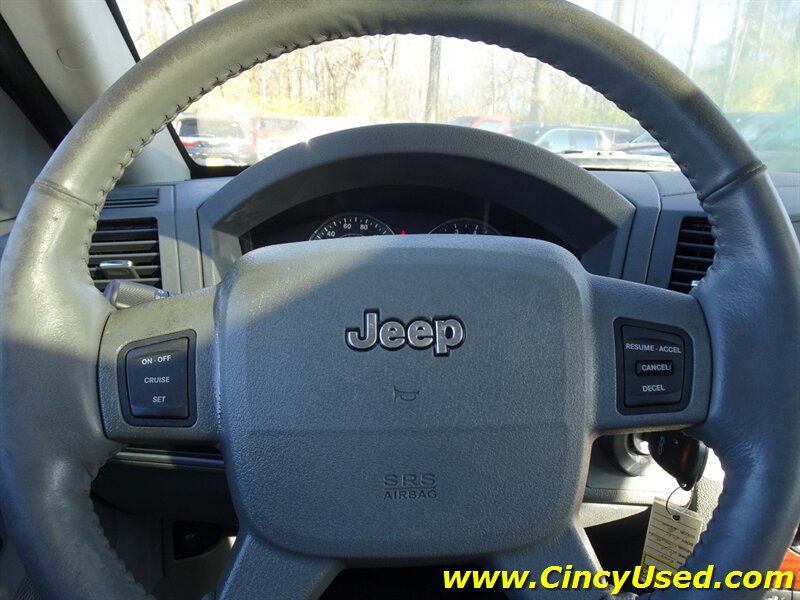 Used 2006 Jeep Grand Cherokee Limited AWD/4WD image 21