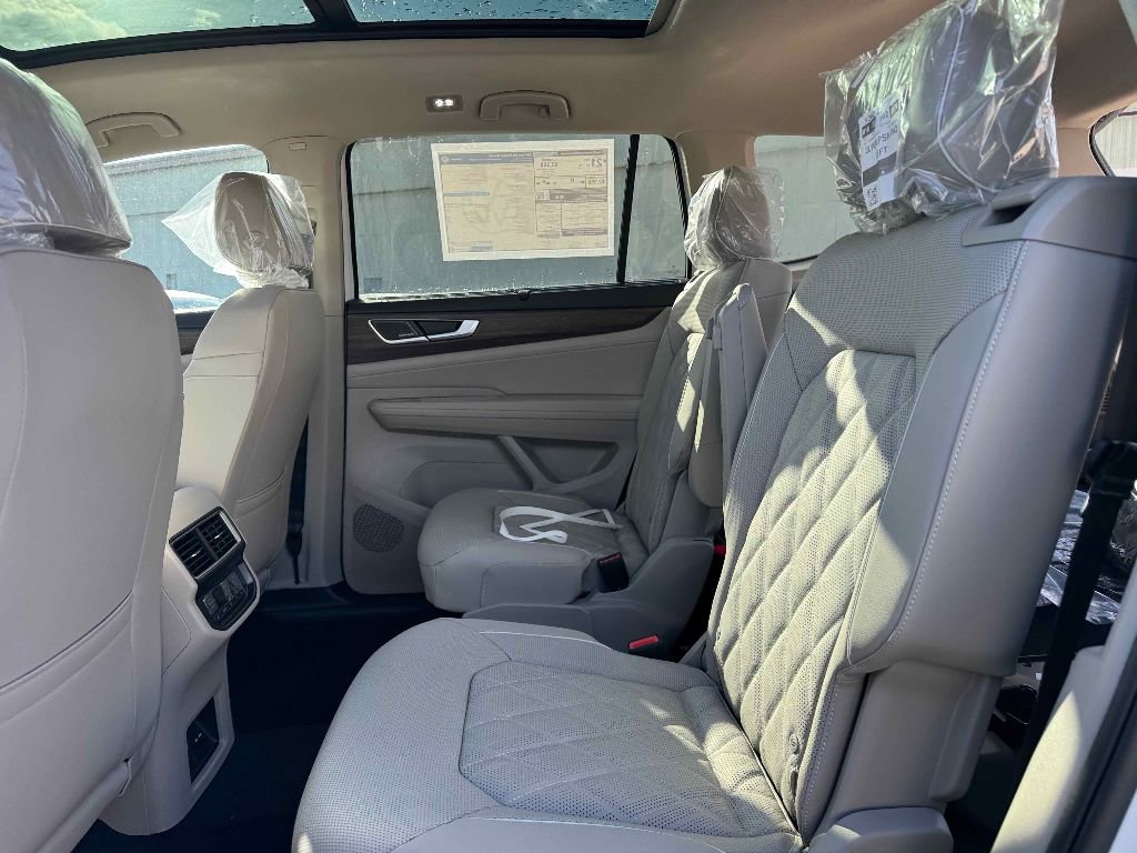 New 2026 Volkswagen Atlas SEL Premium R-Line image 23