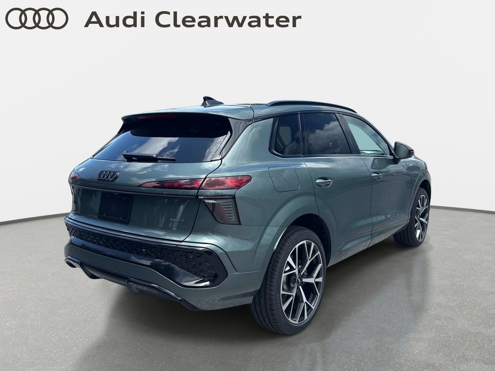New 2026 Audi Q3 quattro 2.0T AWD/4WD image 4