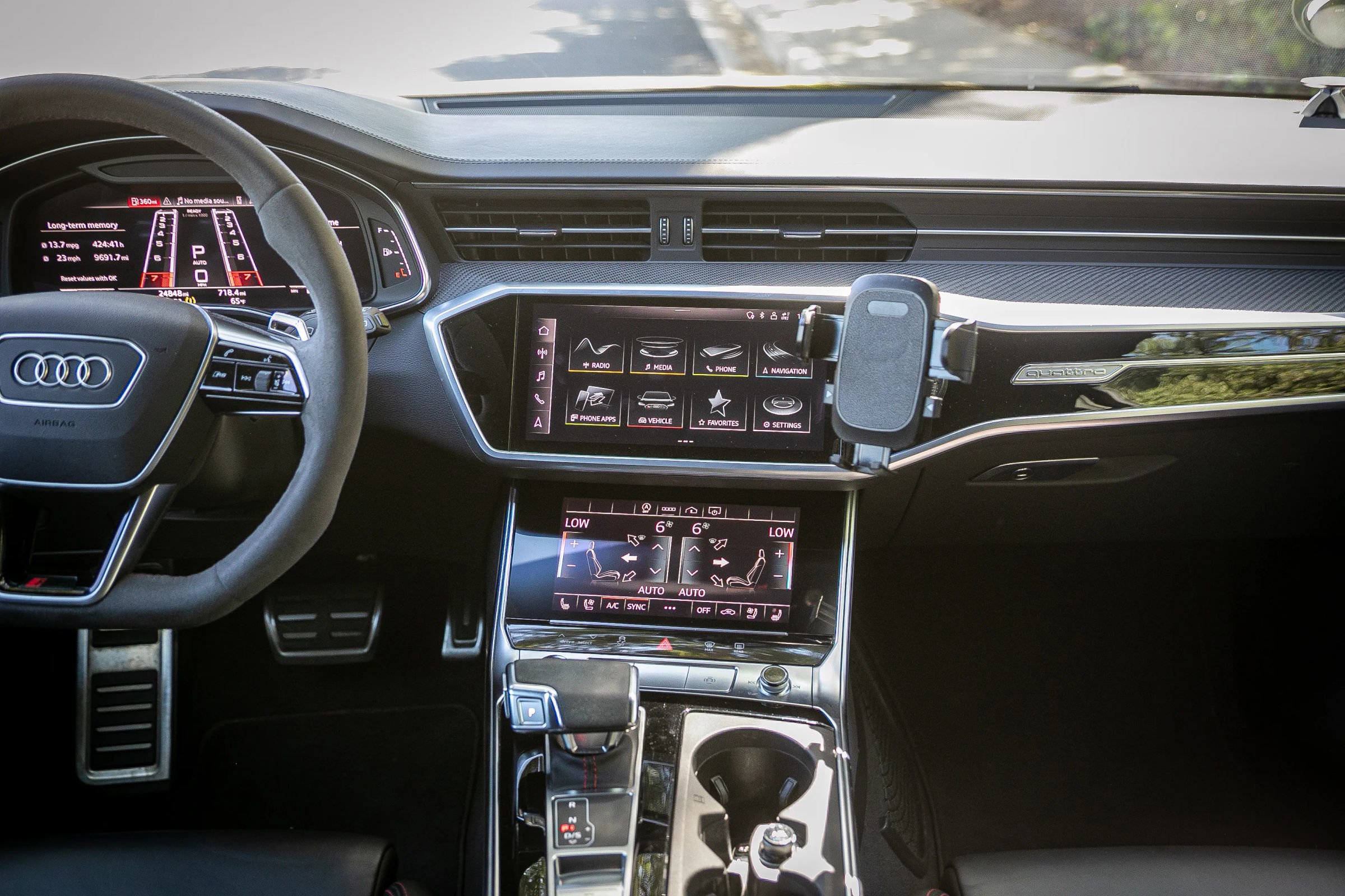 Used 2023 Audi RS 6 image 24