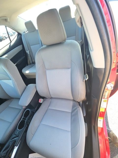Used 2016 Toyota Corolla LE image 24