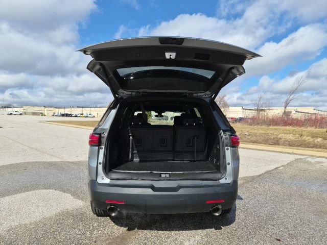 Used 2024 Chevrolet Traverse LT w/ LPO, Floor Liner Package image 7