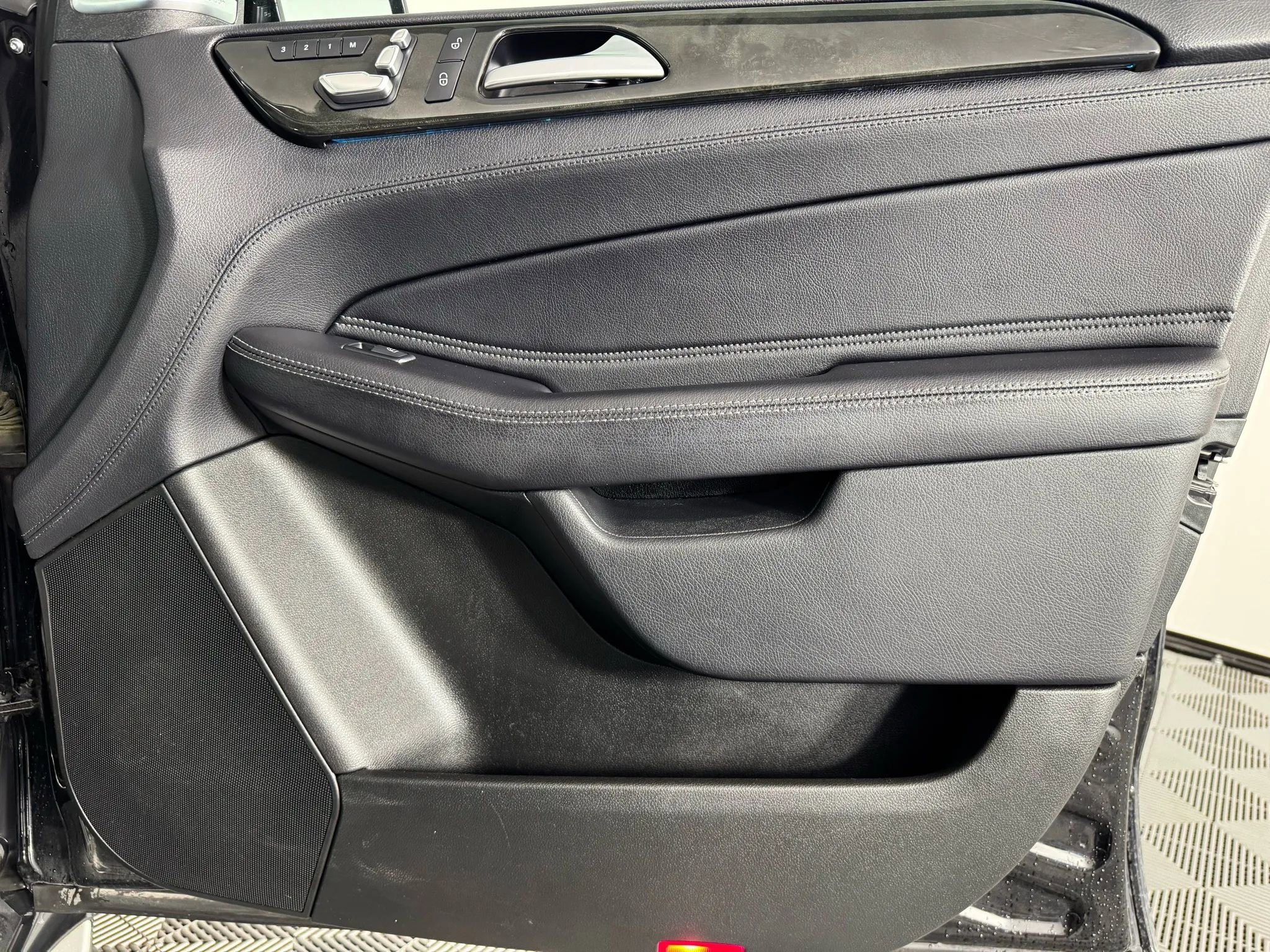 Used 2018 Mercedes-Benz GLE 43 AMG 4MATIC image 44