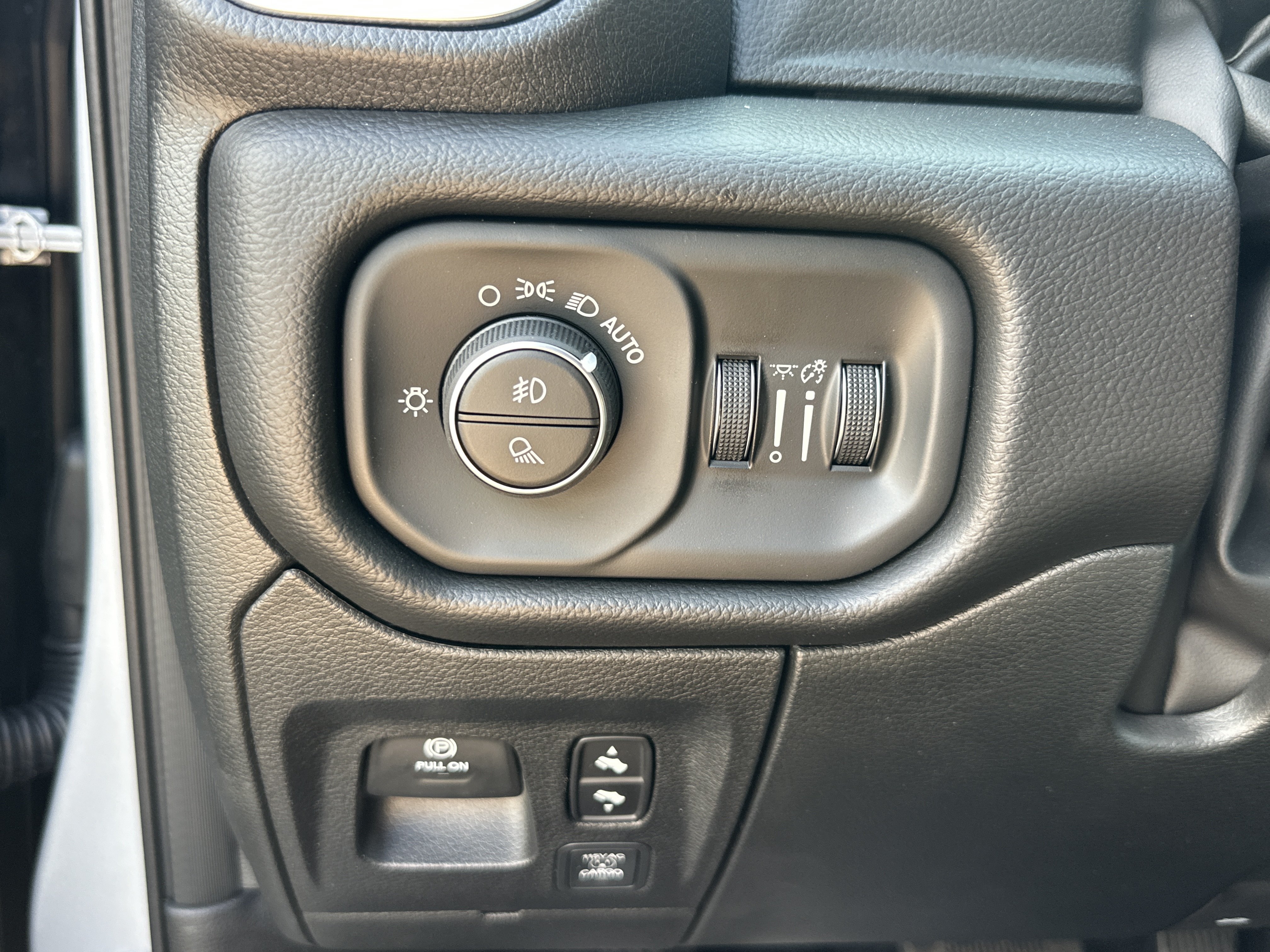 New 2026 RAM 1500 Big Horn AWD/4WD image 10