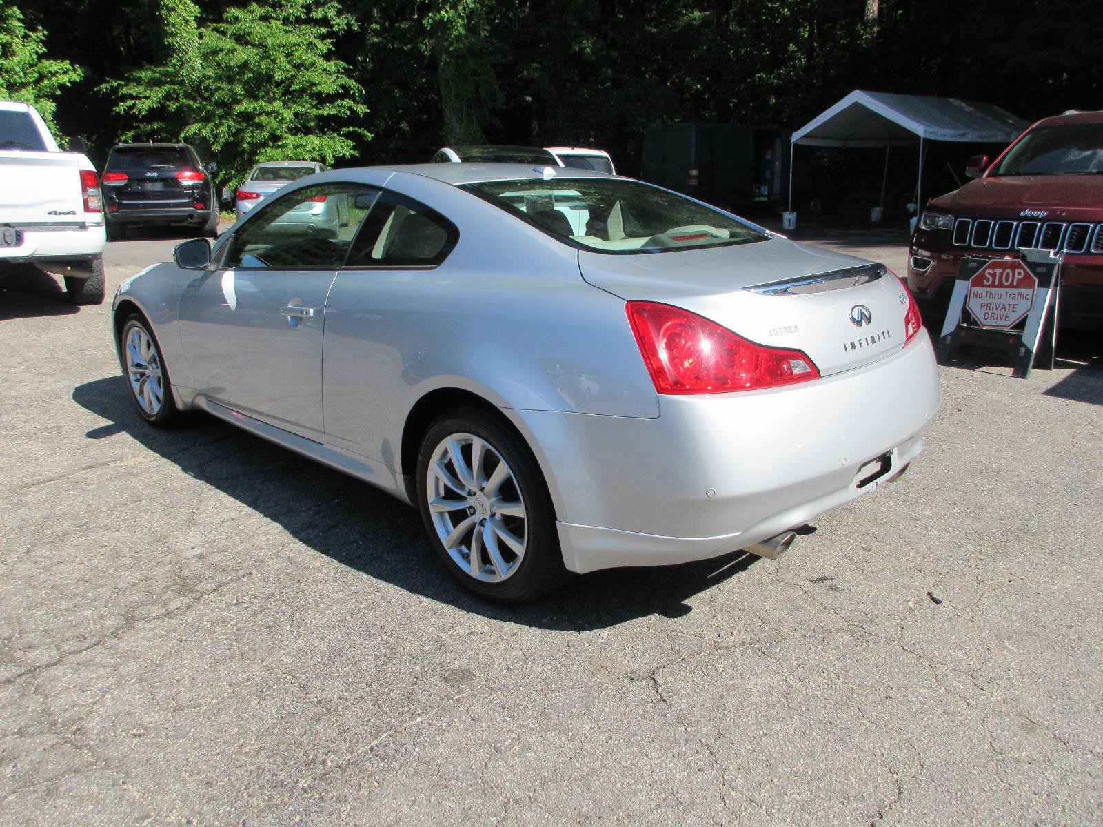 Used 2011 INFINITI G37 x Coupe w/ Premium Pkg AWD/4WD image 3