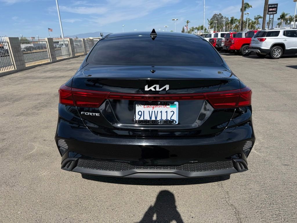Used 2024 Kia Forte LXS w/ LXS Technology Package FWD image 5
