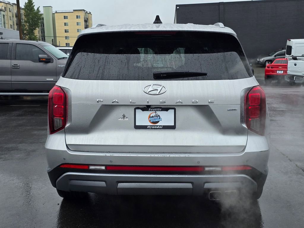 Used 2023 Hyundai Palisade Limited w/ Winter Package AWD/4WD image 6