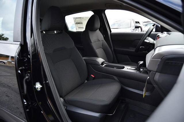 New 2026 Nissan Kicks S image 22