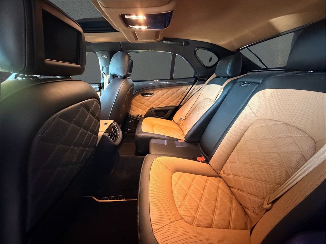 Used 2016 Bentley Mulsanne Speed RWD image 30