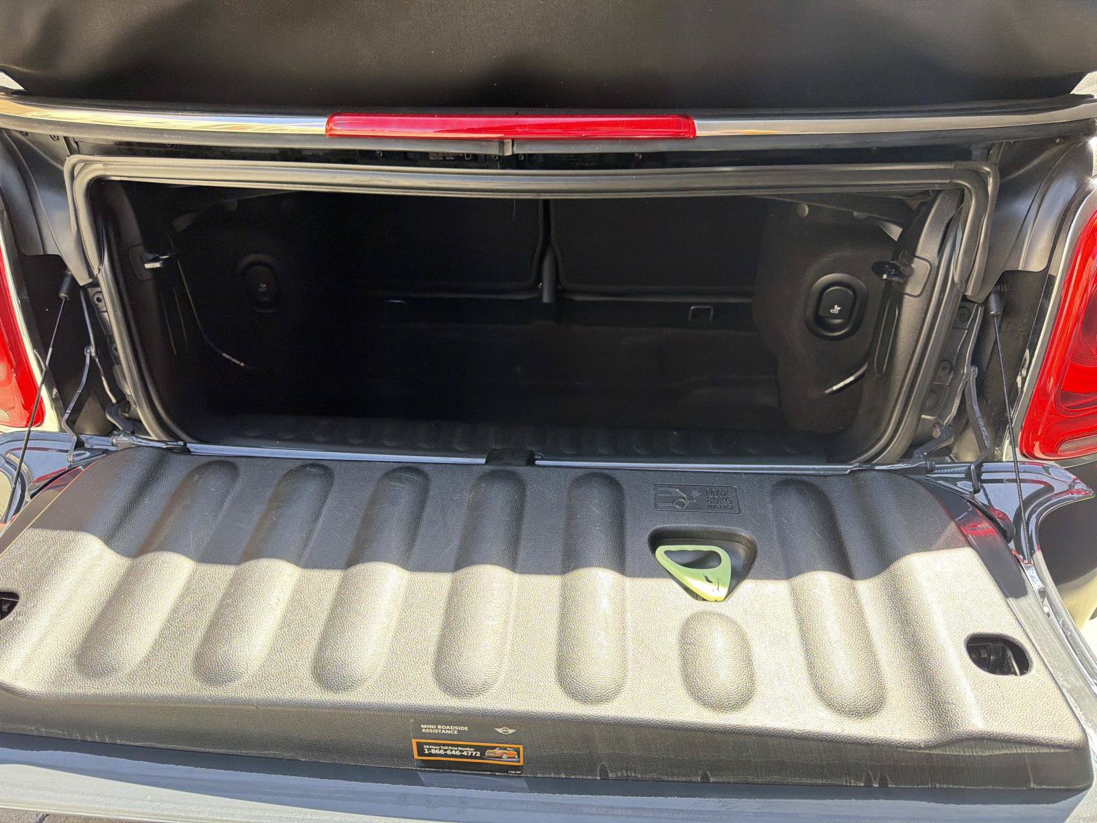 Used 2017 MINI Cooper S FWD image 6