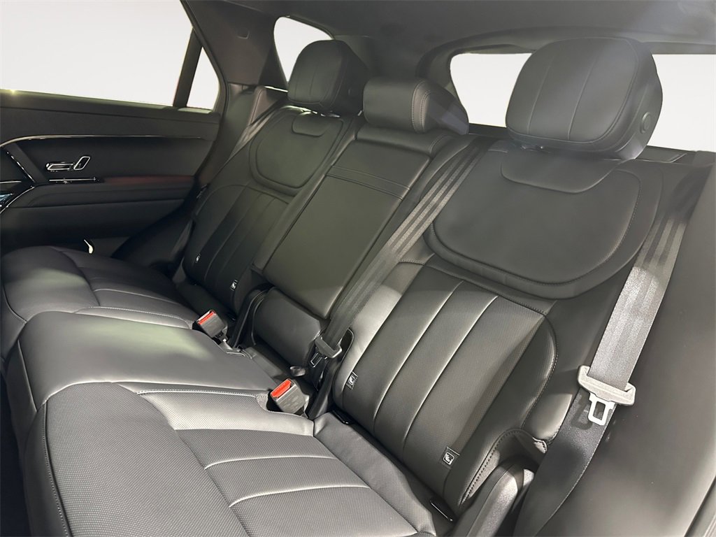New 2025 Land Rover Range Rover Sport Dynamic SE image 13
