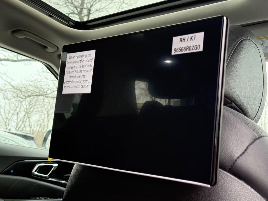 New 2026 Kia Carnival SX Prestige FWD image 8