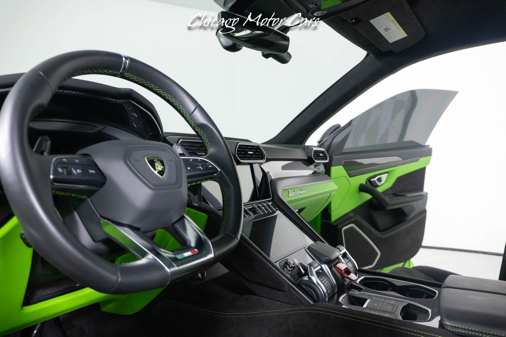 Used 2023 Lamborghini Urus S image 16