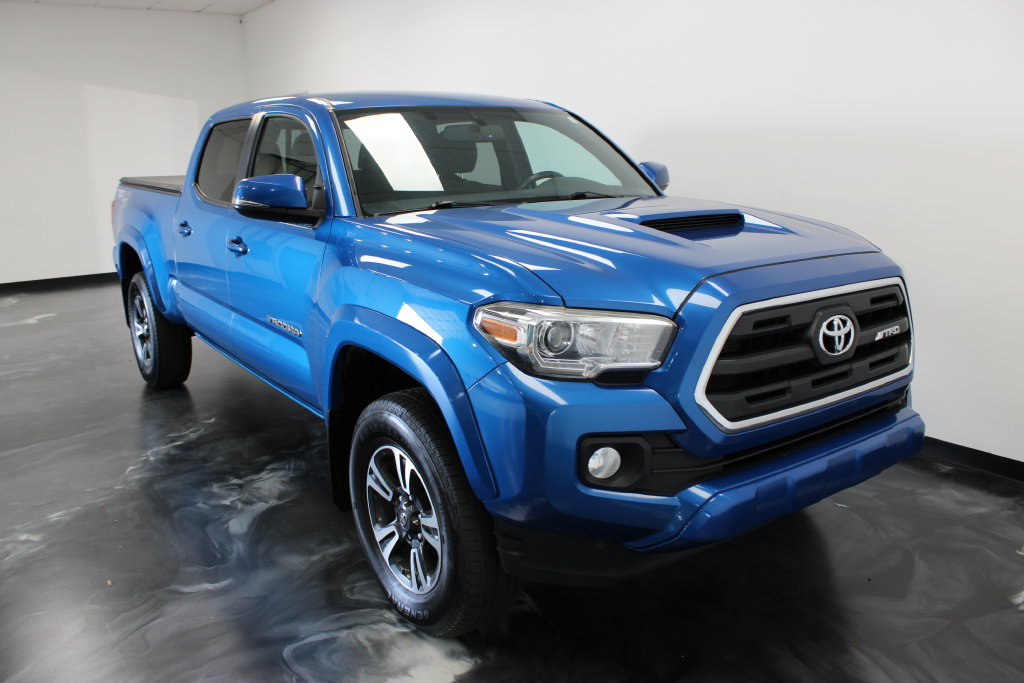 Used 2016 Toyota Tacoma SR5 AWD/4WD image 20