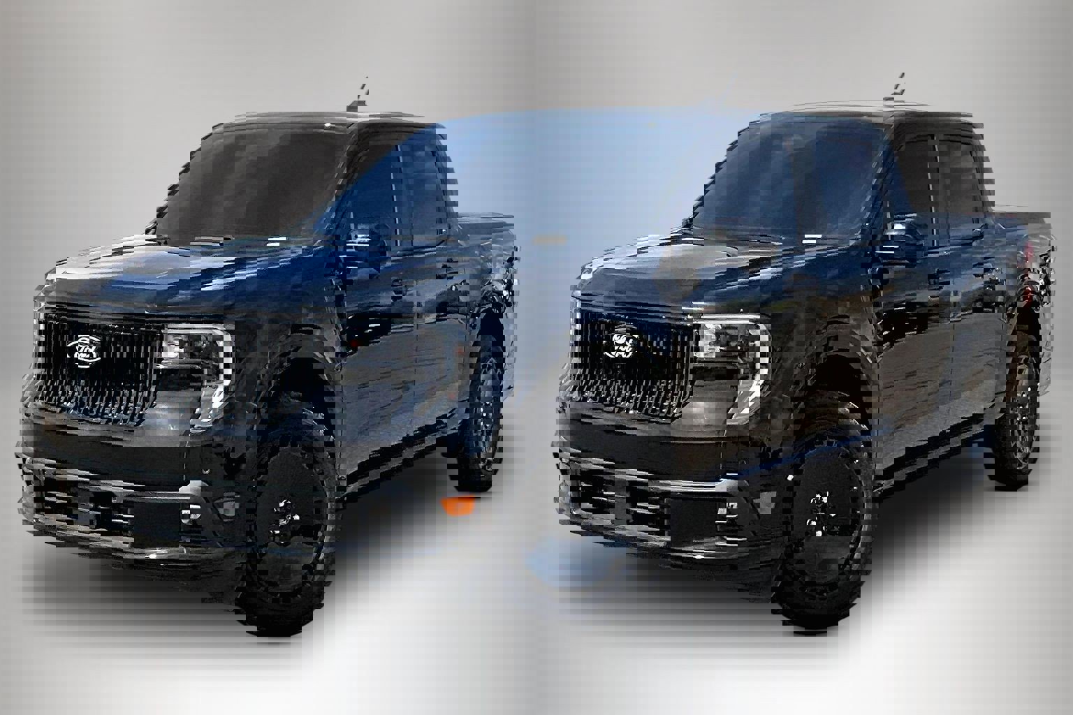 Used 2025 Ford Maverick Lobo AWD/4WD image 3