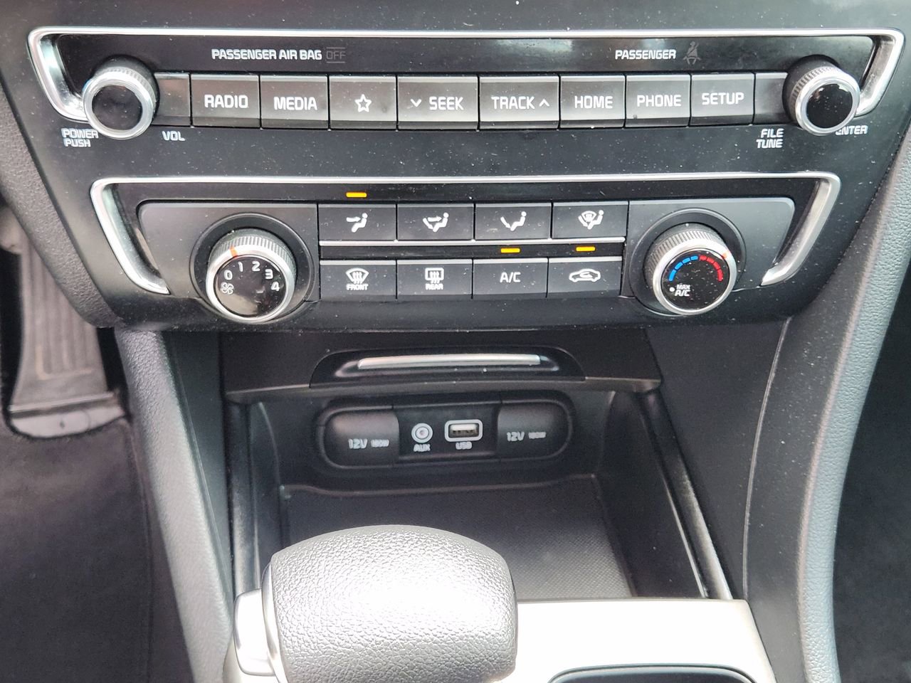 Used 2020 Kia Optima LX FWD image 18
