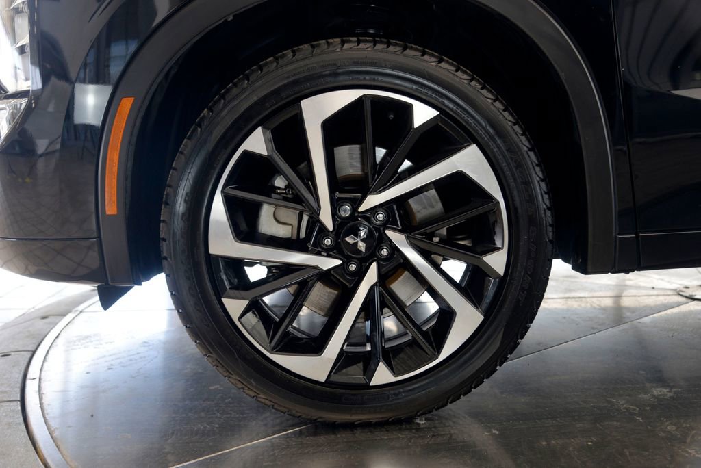 Used 2022 Mitsubishi Outlander SEL image 10