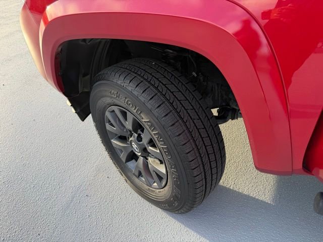 Certified 2023 Toyota Tacoma SR5 image 25