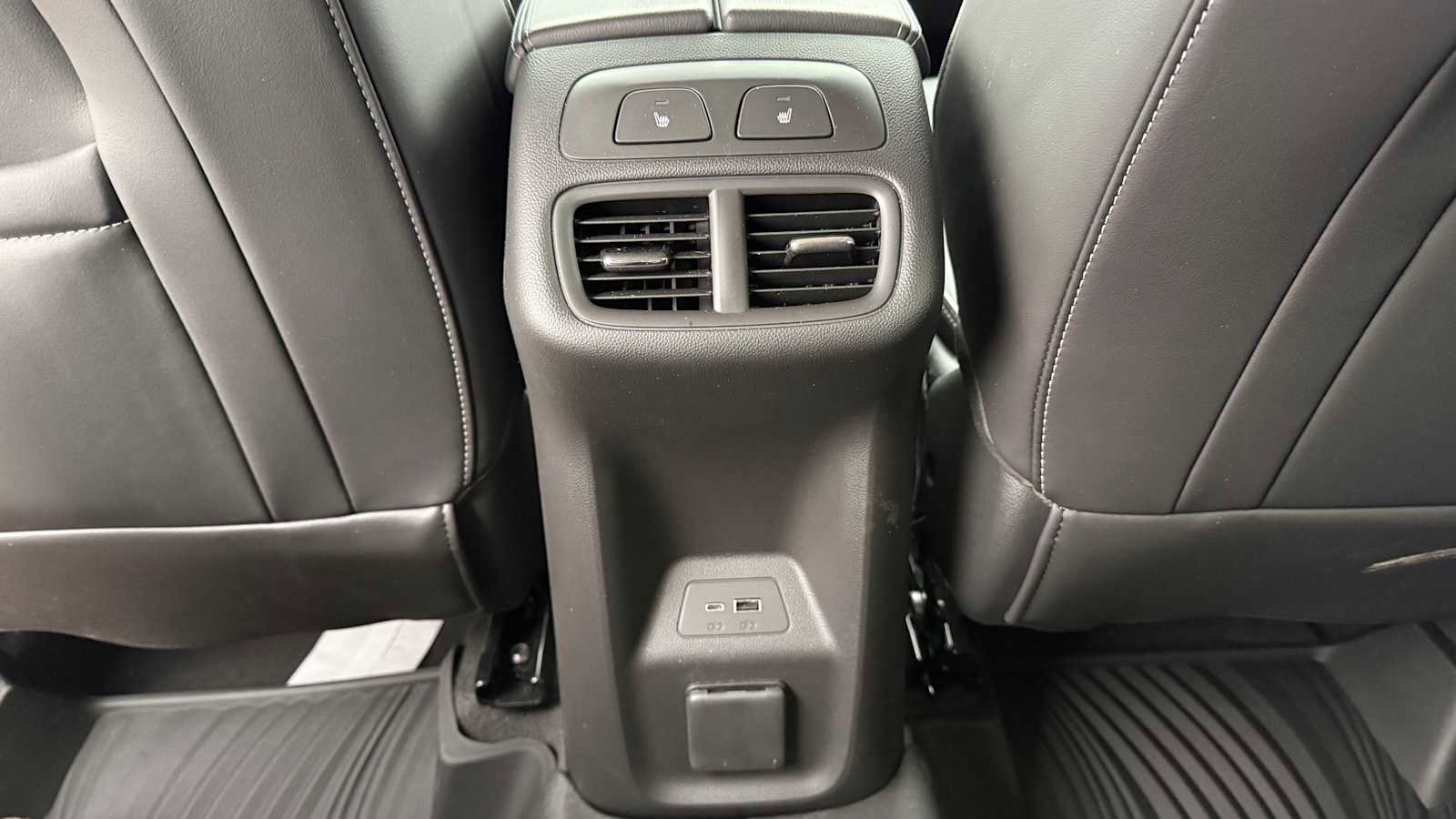 Used 2025 Buick Envision Avenir image 9