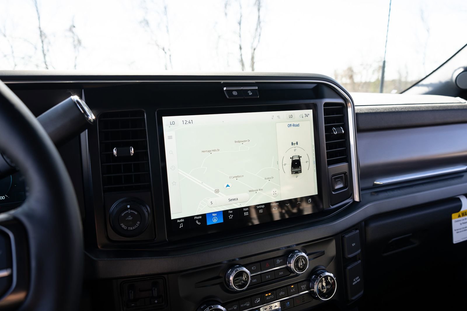 Used 2026 Ford F450 Platinum w/ FX4 Off-Road Package image 44